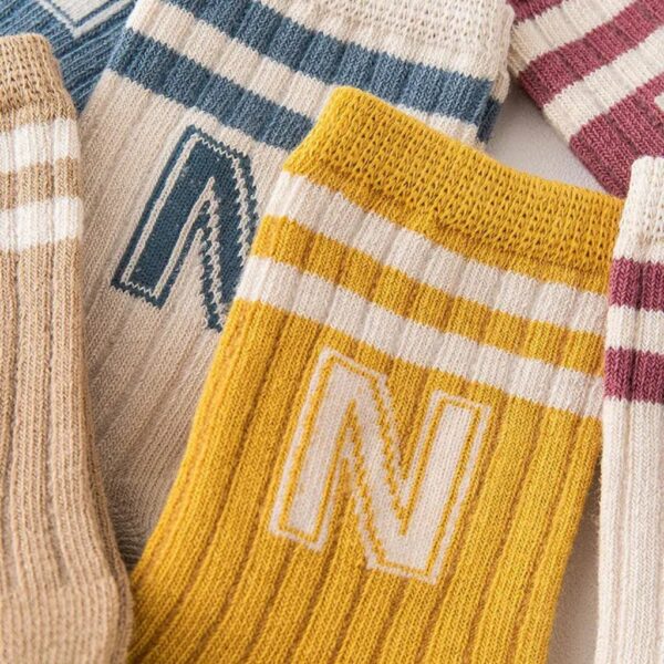 11_613b0aea-f16d-4ad3-b2bc-ef547b16e81b.jpg 3 Pairs of Unisex Socks