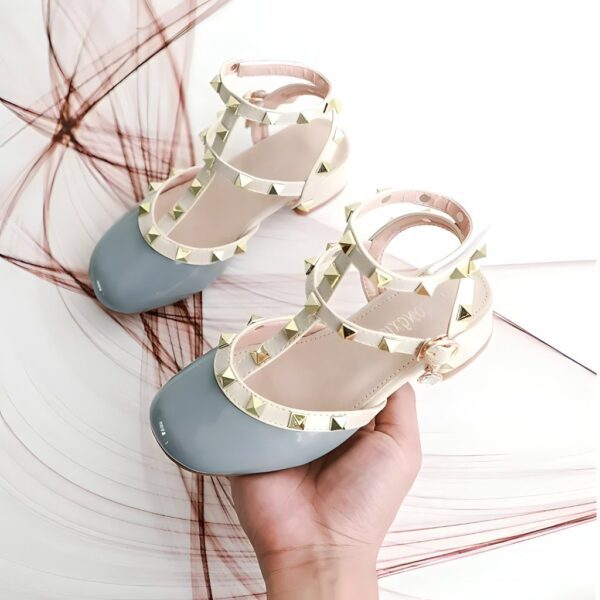 14.remini-enhanced_f80c16ea-52fd-4e3a-b926-09d85acd57fd.jpg Arabella Shoes