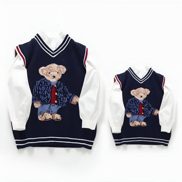 2.remini-enhanced_41fbd83b-8621-4eb9-9c07-3ac4d7629be7.jpg Bear Knit Cotton Sleeveless Pullover in Navy Blue
