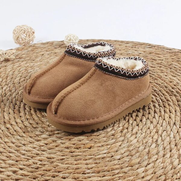 8_04109aa0-e89b-4ec2-8205-ce6dab6cf444.jpg Children's Slipper-Style Mini Boots