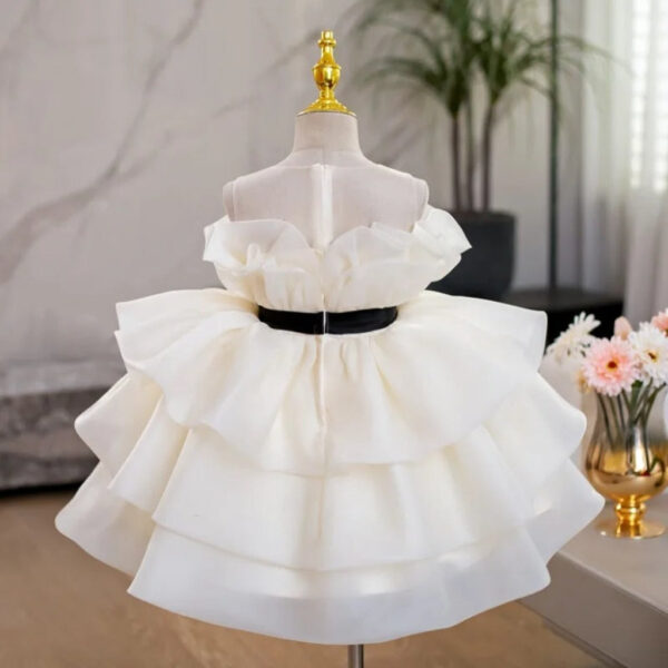 8_b0f41628-45c3-4990-a184-13c89f8e99b5.jpg Champagne White Sleeveless Flower Girl Dress
