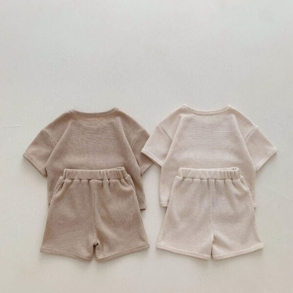 bearpocketset_3.jpg Baby And Toddler 2-Piece Soft Cotton Bear Set