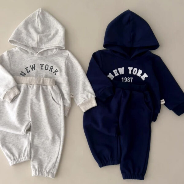 newyorkset_1.jpg New York Hoodie Sweatshirt and Pants Set